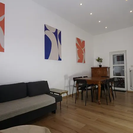 St Thomas House Anversa